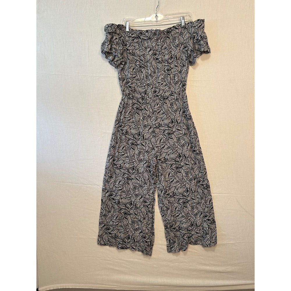 Mud Pie Black White Leaf Print Off Shoulder Wide Leg Jumpsuit Womens Medium